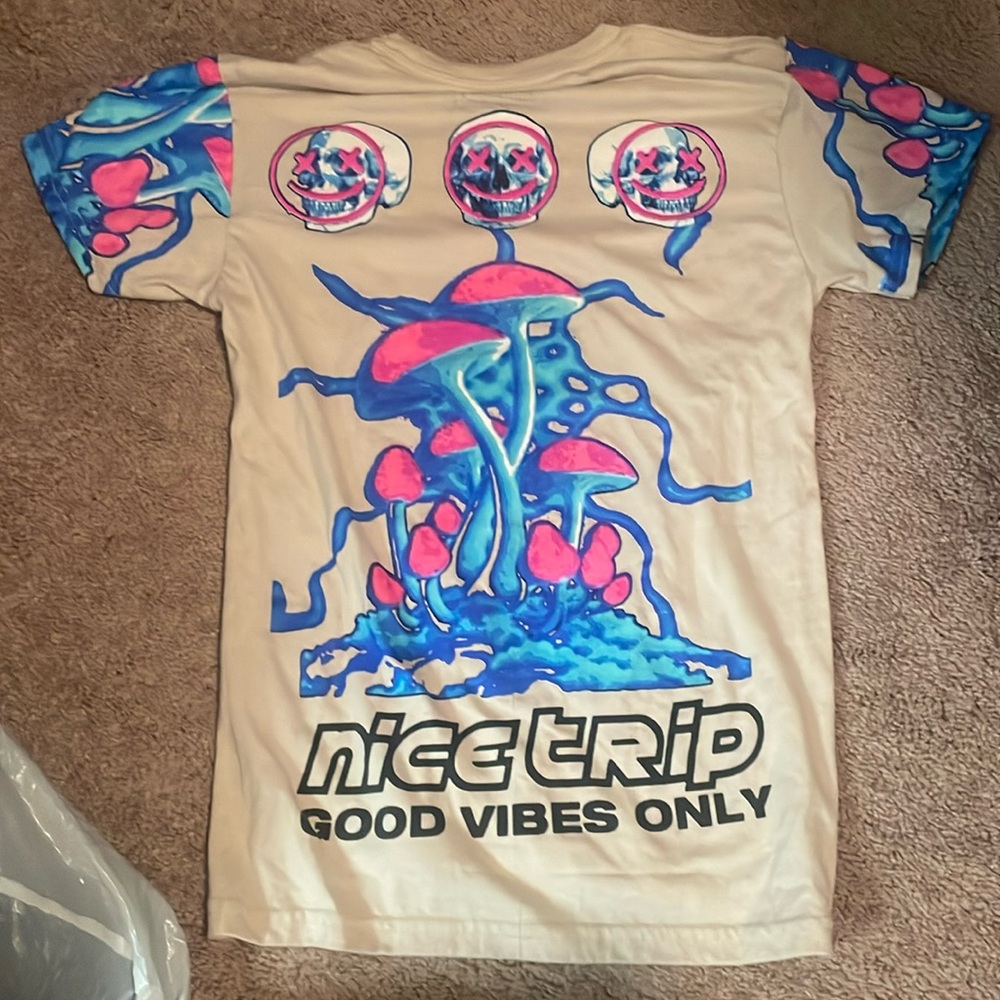 nice trip good vibes short sleeve tee